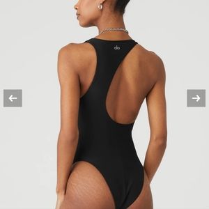 NWT Alo Airlift Barre Bodysuit in Medium
